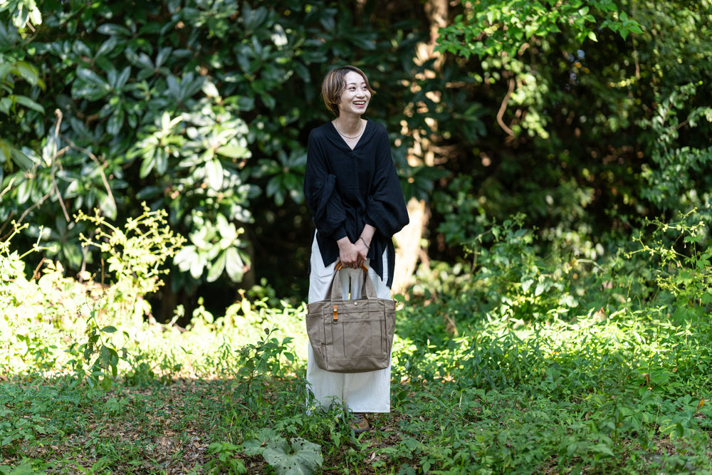 カワニシカバン　ミコS トートバッグ オリーブ　KAWANISHI KABAN 仕切り付きミニトートバッグ 高機能素材 ミニトート【mico［ミコ］S