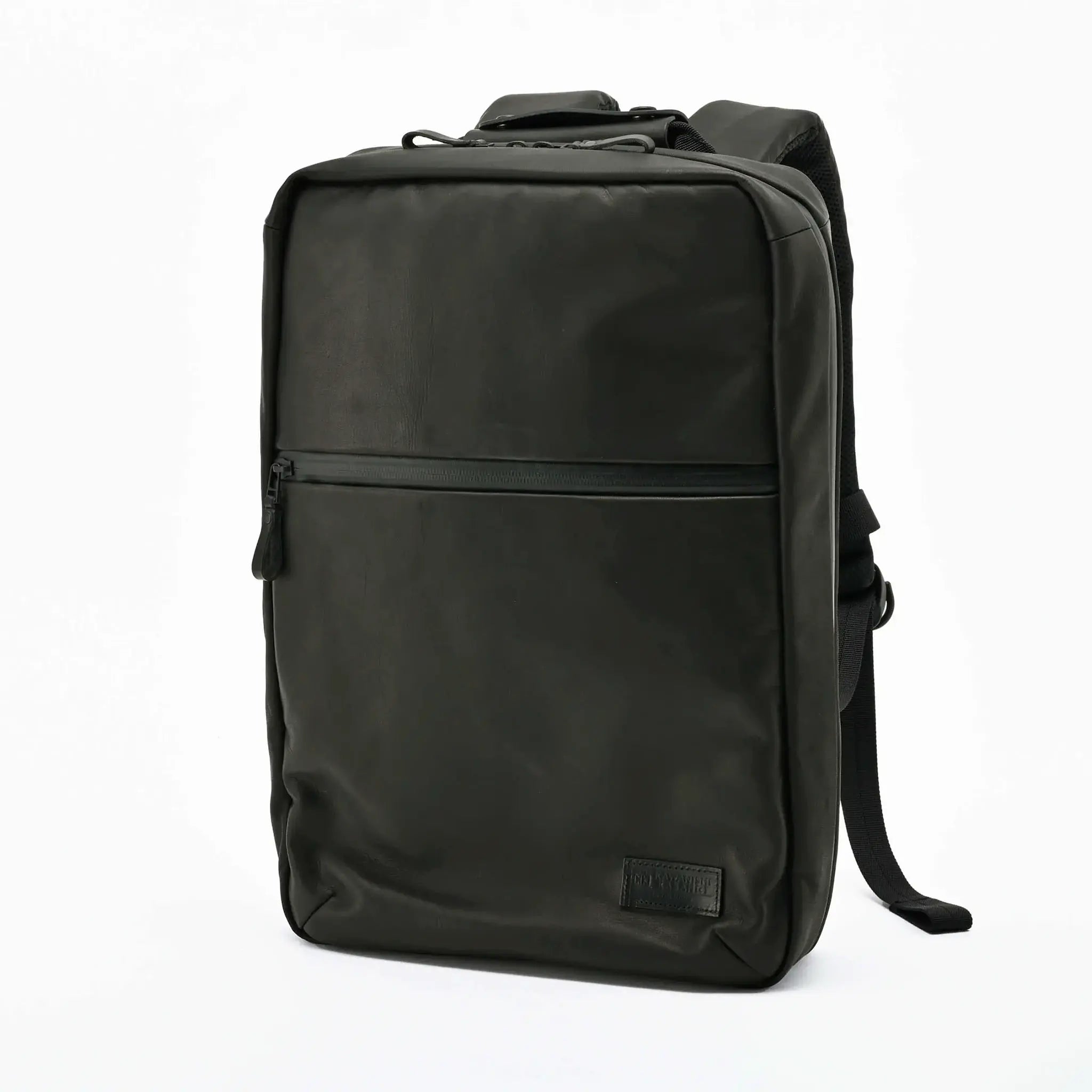 撥水レザー｜イライラを解消する“上下2部屋構造”リュック【seowU